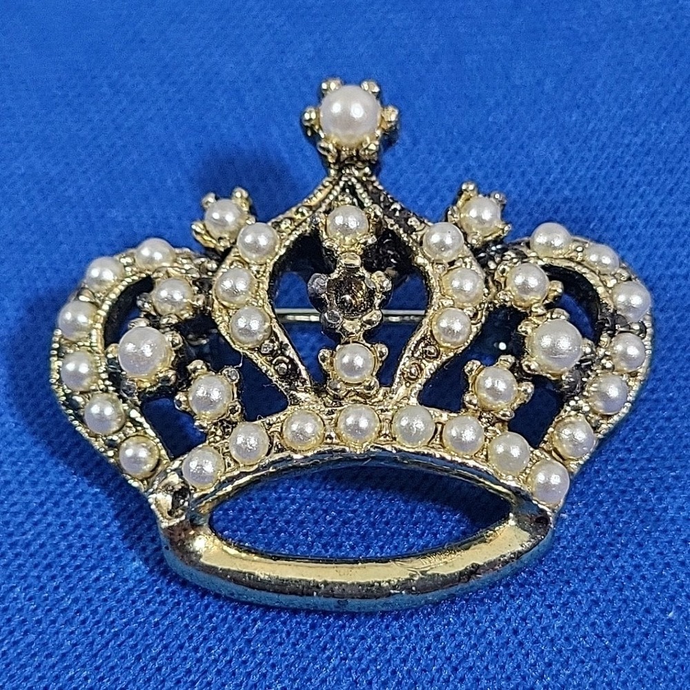 Crown‎ Pendant Brooch Pin Mini Faux Pearl Traditional Flawed
